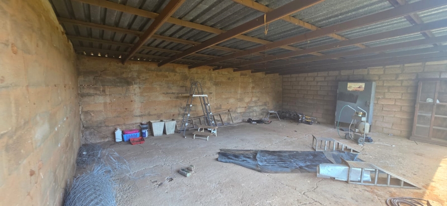 4 Bedroom Property for Sale in Potchefstroom Rural North West